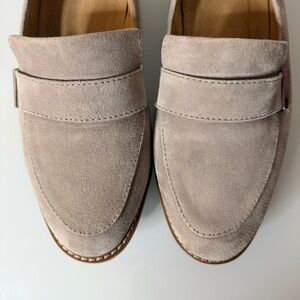 Naturalizer Adiline Suede Leather Loafer 9M Pelican Gray